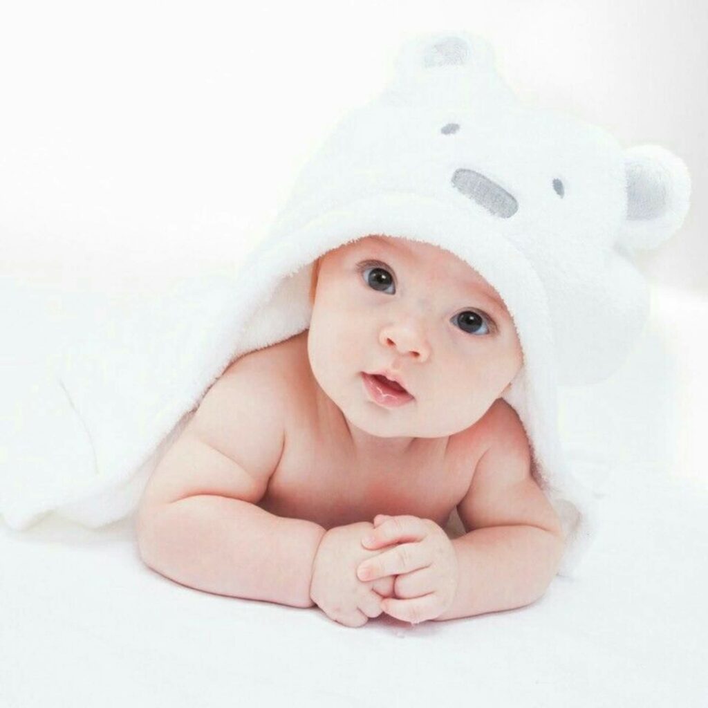 Cute baby pic
