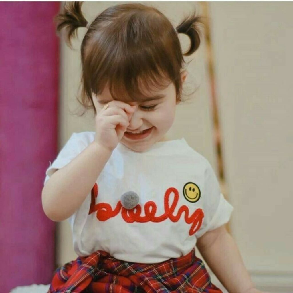 Baby photo Wallpaper
