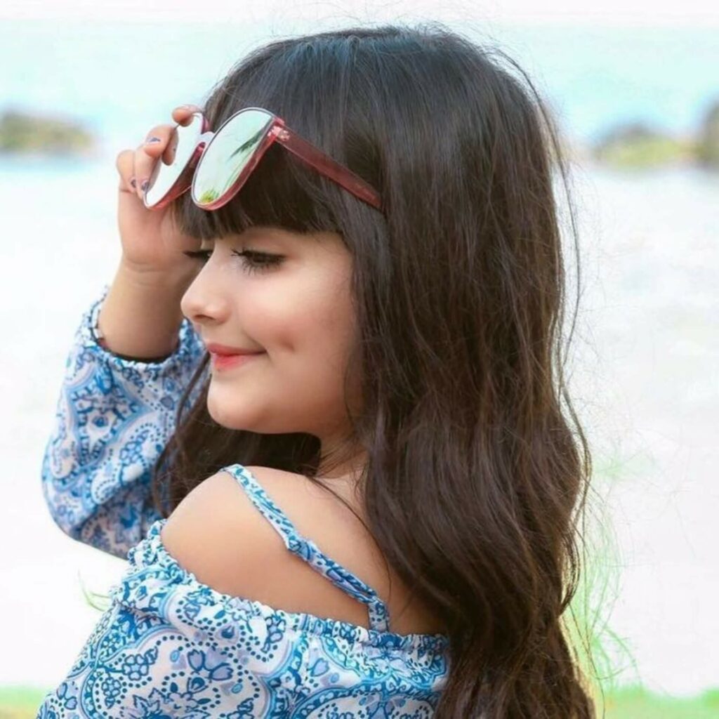 Cute baby girl pic for Profile
