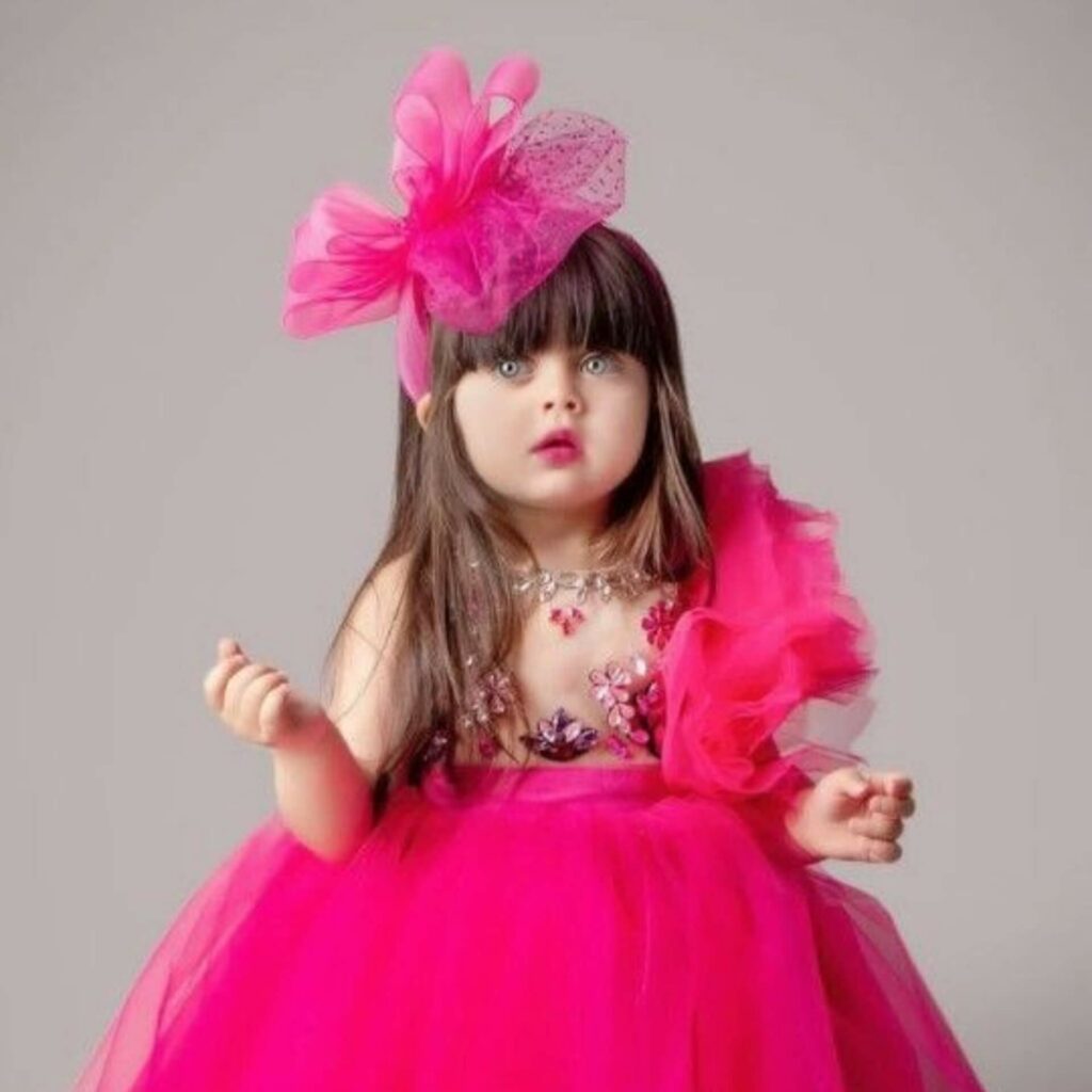 Cute baby girl pic for Profile
